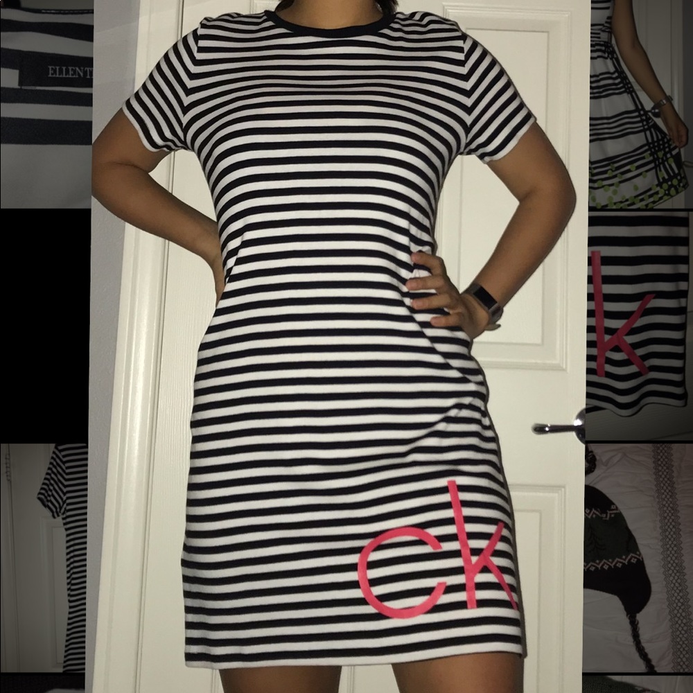 Calvin Klein T-shirt Stripped Dress
